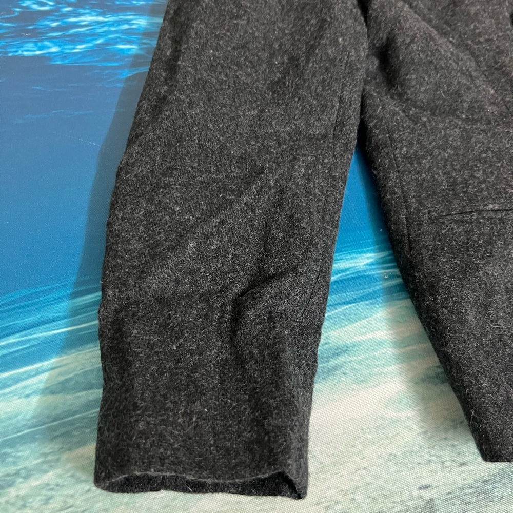 ❄️Women’s Charcoal Gray Wool-Blend Jacket with Button Front - Picture 4 of 15